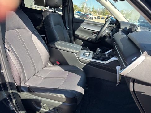 Used 2025 MAZDA CX-90 3.3 Turbo w/ Preferred Package image 7