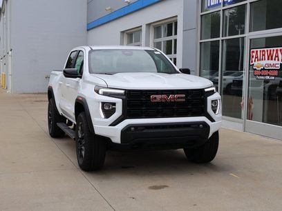 New 2025 GMC Canyon Elevation w/ Convenience Package