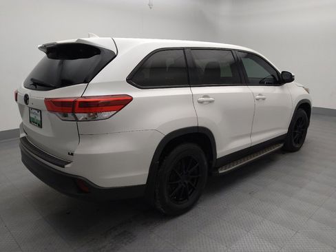 Used 2019 Toyota Highlander Plus image 10