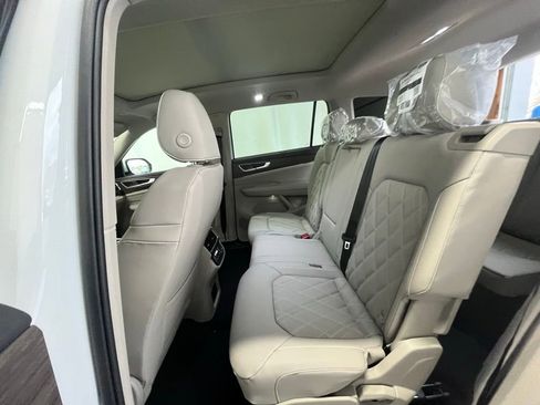 New 2026 Volkswagen Atlas SEL Premium R-Line image 22