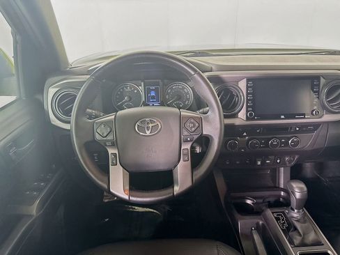 Used 2023 Toyota Tacoma TRD Off-Road w/ TRD Premium Off Road Package AWD/4WD image 23