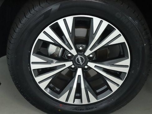 Certified 2023 Nissan Rogue SV w/ SV Premium B Package AWD/4WD image 42