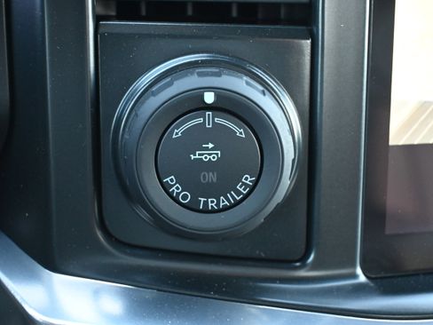 New 2026 Ford F250 King Ranch w/ Chrome Package image 25