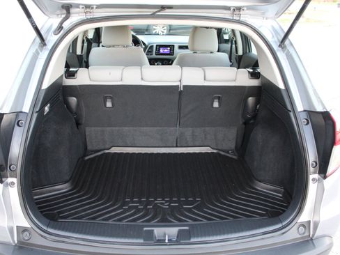 Used 2022 Honda HR-V LX image 20