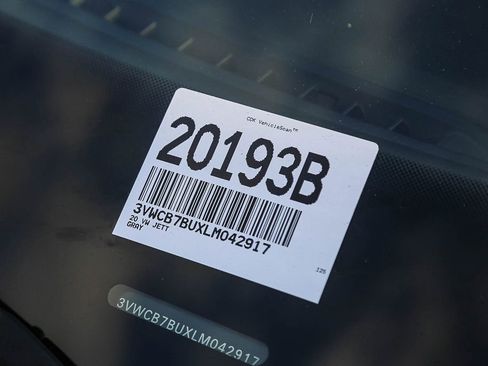 Used 2020 Volkswagen Jetta S image 32