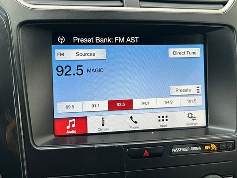 Used 2018 Ford Explorer XLT w/ Equipment Group 201A image 18