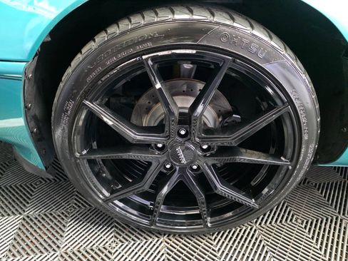 Used 1991 Chevrolet Corvette Convertible RWD image 37