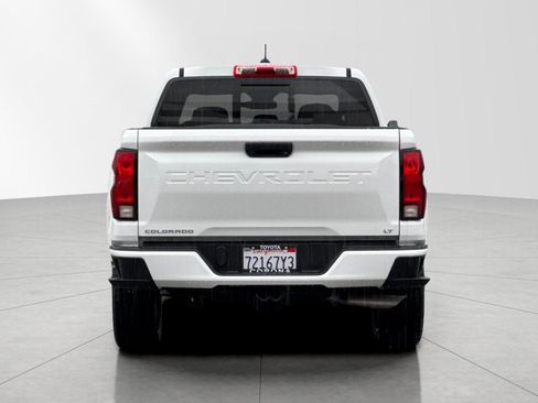 Used 2024 Chevrolet Colorado LT w/ LT Convenience Package image 4