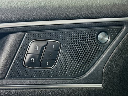 Used 2020 Ford Edge ST w/ Equipment Group 401A image 18