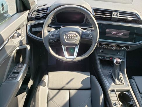 New 2025 Audi Q3 2.0T Premium image 10