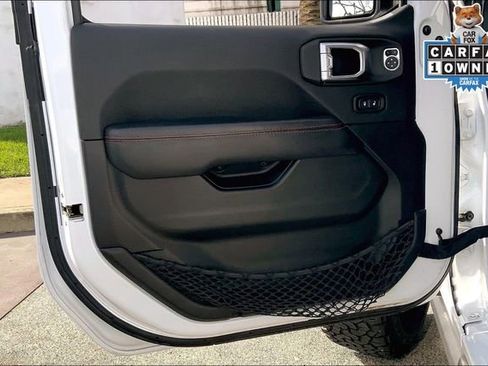 Used 2021 Jeep Wrangler Unlimited Rubicon w/ Xtreme Recon 35" Tire Package image 21