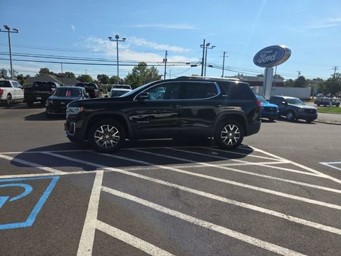 Used 2022 GMC Acadia SLE w/ Driver Convenience Package AWD/4WD image 4