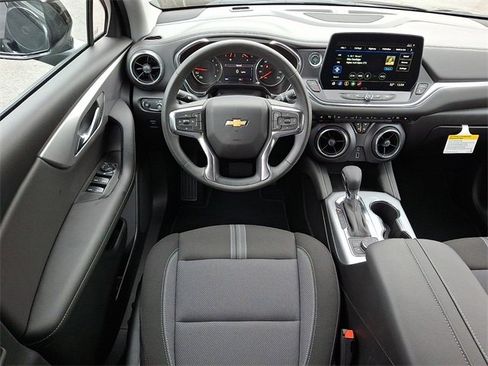 New 2026 Chevrolet Blazer LT w/ Midnight/Sport Edition image 7