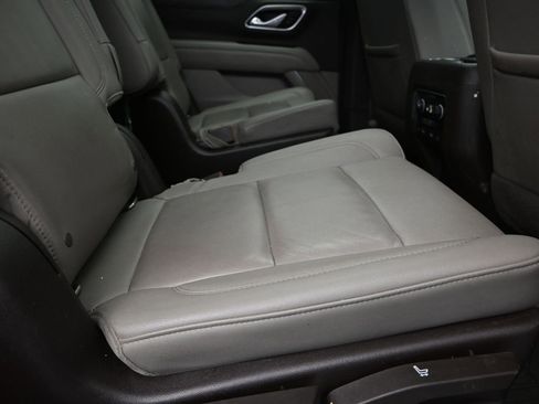 Used 2021 Chevrolet Tahoe LT w/ Rear Media and Nav Package RWD image 23