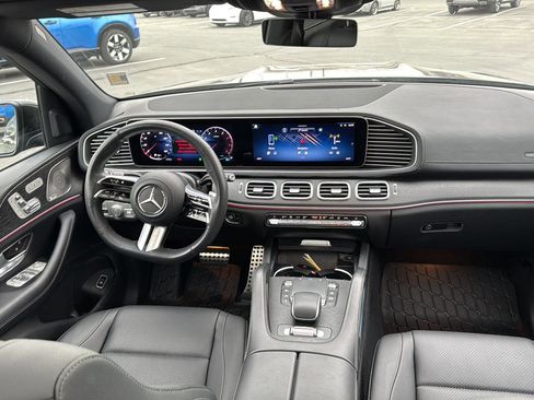 Used 2024 Mercedes-Benz GLS 450 4MATIC image 44