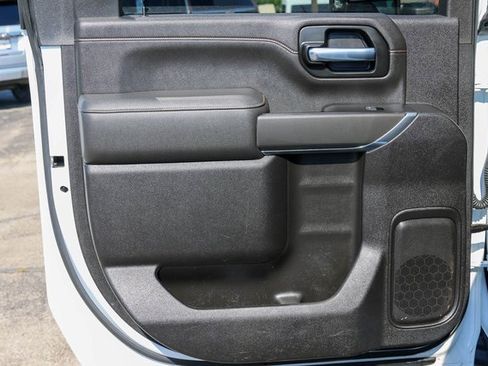 Used 2022 GMC Sierra 2500 AT4 w/ AT4 Preferred Package image 15