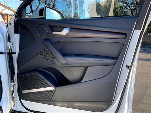 Used 2023 Audi Q5 2.0T Premium Plus image 27