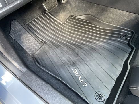 Used 2022 Honda Civic Sport image 17