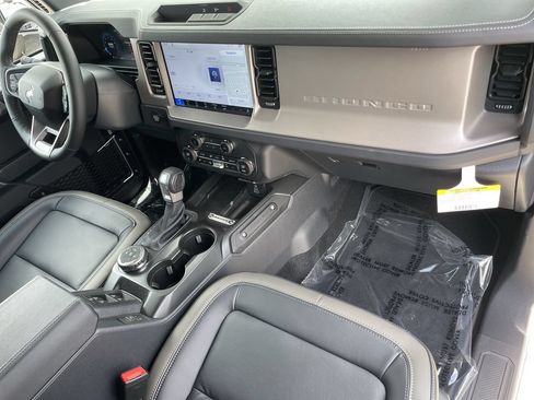 New 2026 Ford Bronco Outer Banks AWD/4WD image 13