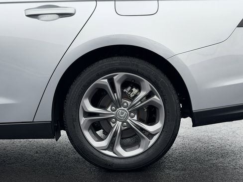 Used 2024 Honda Accord EX image 8