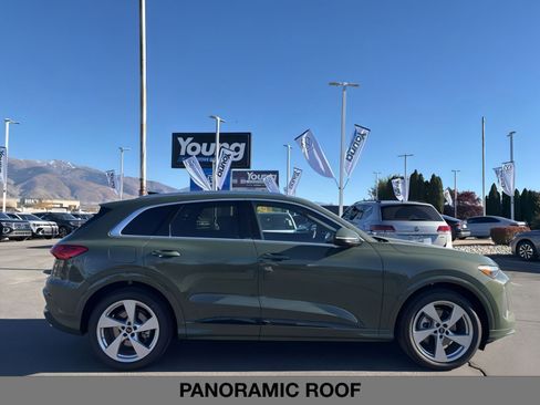 New 2025 Audi Q5 Prestige image 3