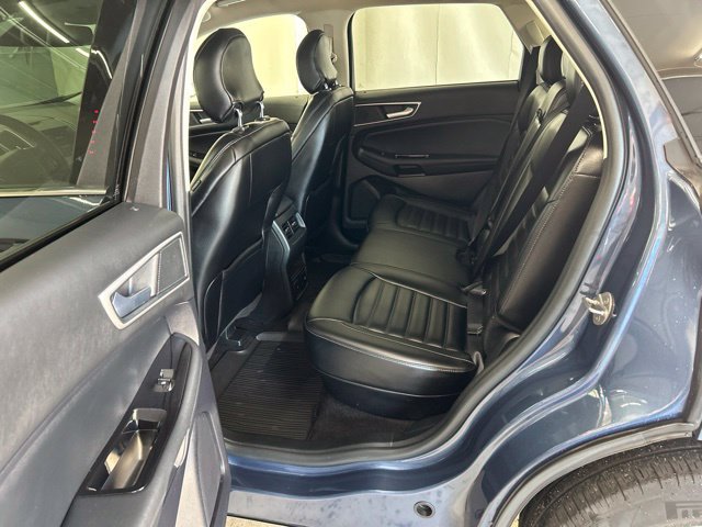 Used 2019 Ford Edge SEL w/ Equipment Group 201A AWD/4WD image 9