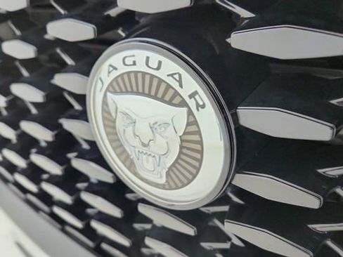 Used 2025 Jaguar F-PACE R-Dynamic S image 16