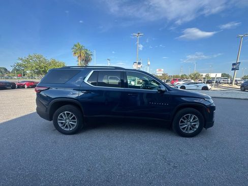 Used 2023 Chevrolet Traverse LT FWD image 6