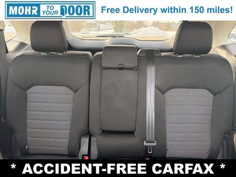 Used 2020 Ford Edge SE image 27