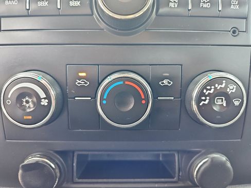 Used 2014 Chevrolet Silverado 3500 W/T w/ Skid Plate Package image 32