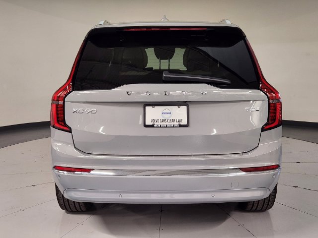 New 2026 Volvo XC90 T8 Plus w/ Protection Package Premier AWD/4WD image 10