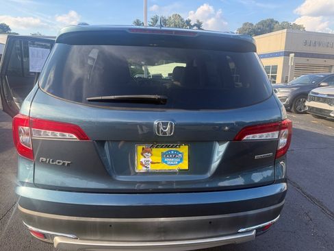 Used 2021 Honda Pilot Touring image 17