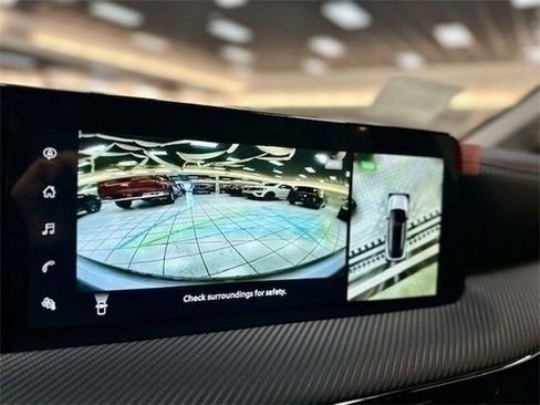 New 2025 Nissan Kicks SR w/ Illumination Package AWD/4WD image 15