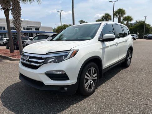 Used 2017 Honda Pilot EX-L image 2