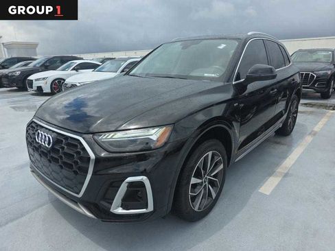Used 2023 Audi Q5 2.0T Prestige w/ Prestige Package image 1