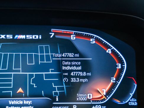 Used 2022 BMW X5 M50i w/ Premium Package AWD/4WD image 47