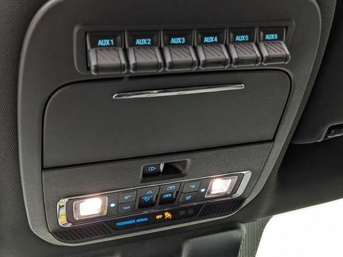 Certified 2025 Ford F250 Platinum AWD/4WD image 35