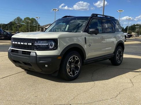 New 2025 Ford Bronco Sport Outer Banks w/ Outer Banks Tech Package+ AWD/4WD image 5