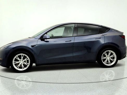 Used 2021 Tesla Model Y Long Range AWD/4WD image 8