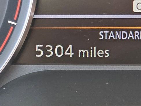 Used 2025 INFINITI QX60 Pure w/ Cargo Package image 31