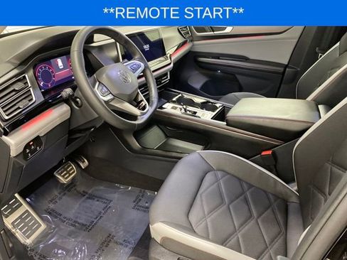 Certified 2024 Volkswagen Atlas Peak Edition SEL image 15