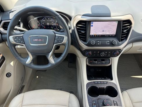 Used 2023 GMC Acadia Denali AWD/4WD image 18