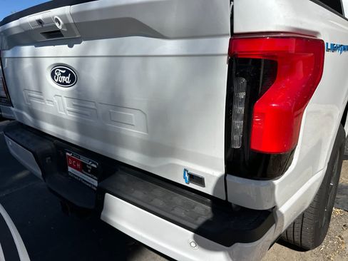 Used 2025 Ford F150 Lightning Flash AWD/4WD image 5