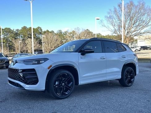 New 2026 Volkswagen Tiguan SE R-Line AWD/4WD image 27