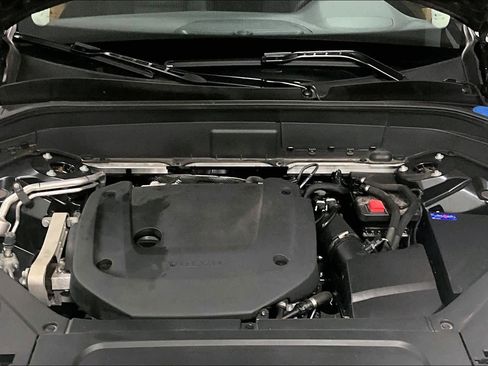 Used 2024 Volvo XC90 B6 Plus image 9