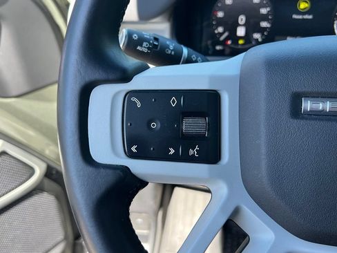 Used 2023 Land Rover Defender 90 X-Dynamic SE AWD/4WD image 24