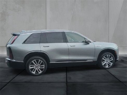 New 2026 Cadillac Vistiq Luxury image 9