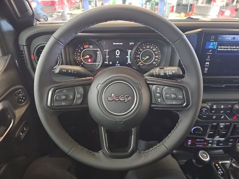 New 2026 Jeep Wrangler Unlimited Rubicon image 15