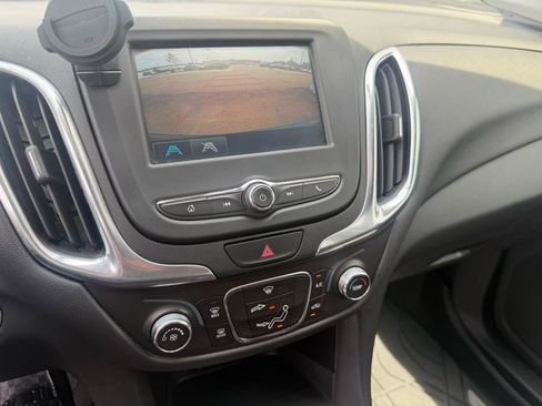Used 2018 Chevrolet Equinox LT AWD/4WD image 13