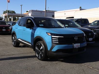 New 2025 Nissan Kicks SR